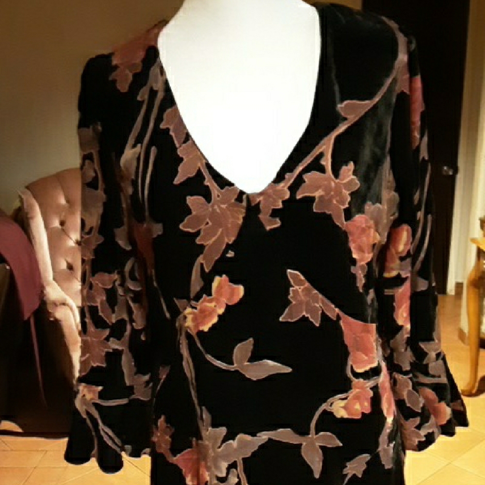 Elegant Floral Midi Dress - Picture 5 of 10